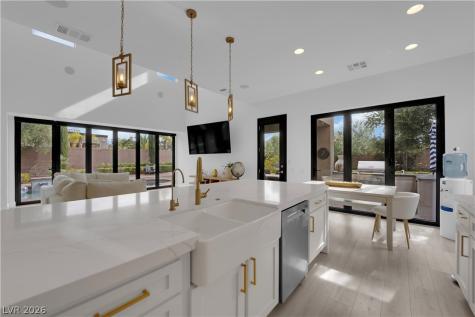 2407 Antrim Irish Drive Henderson NV 89044