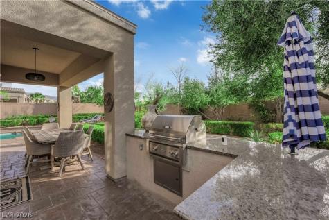 2407 Antrim Irish Drive Henderson NV 89044