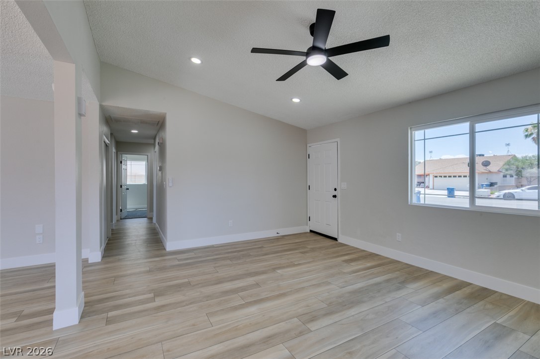 6012 Oceanside Way Las Vegas NV 89108