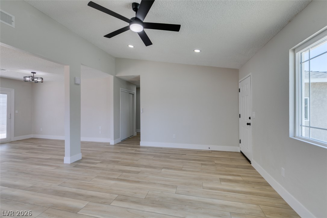 6012 Oceanside Way Las Vegas NV 89108