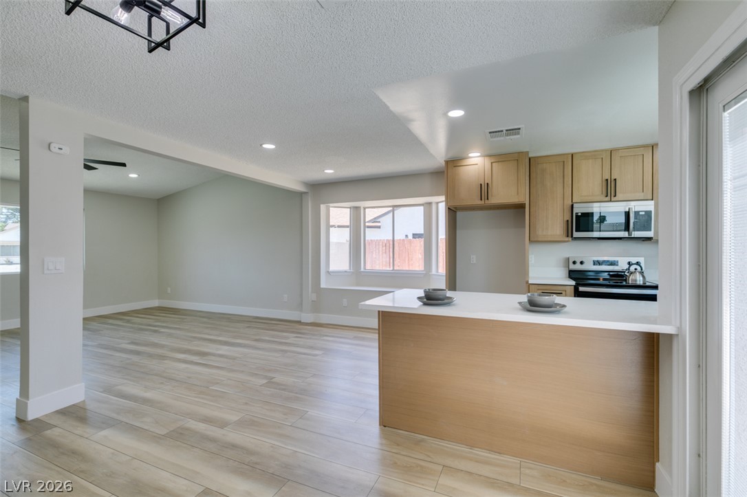 6012 Oceanside Way Las Vegas NV 89108