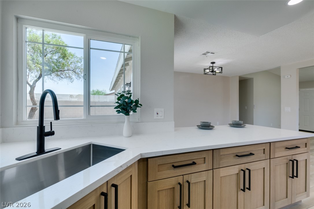 6012 Oceanside Way Las Vegas NV 89108