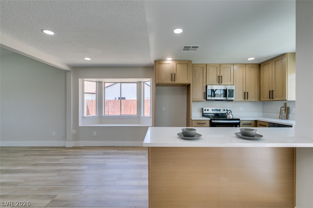 6012 Oceanside Way Las Vegas NV 89108