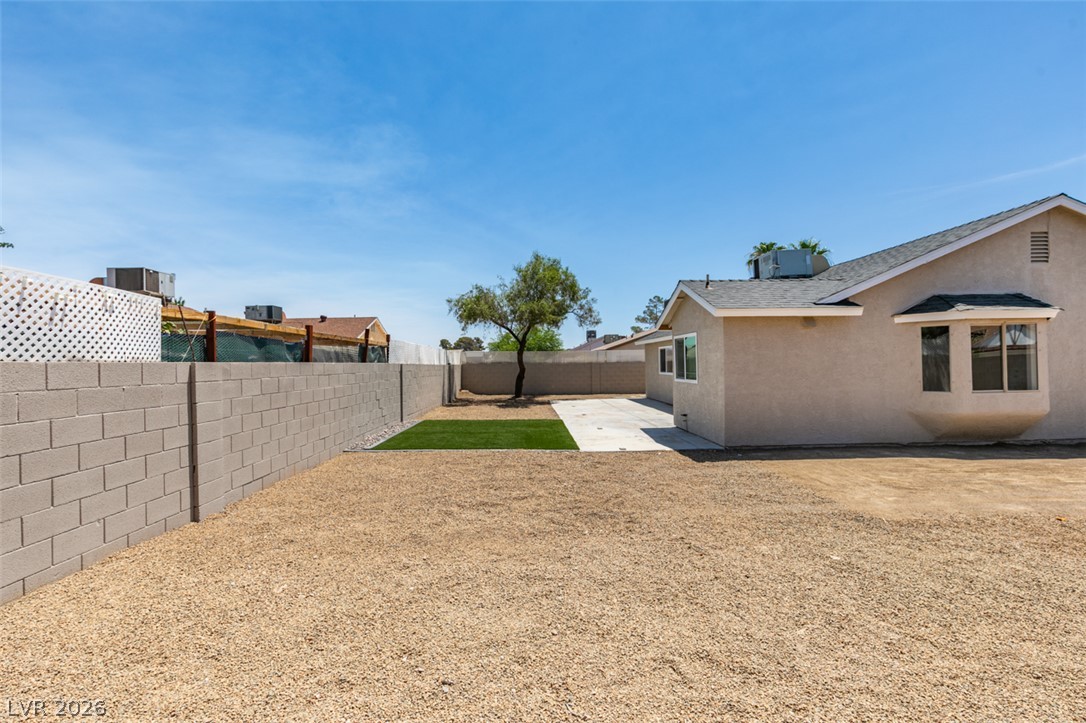 6012 Oceanside Way Las Vegas NV 89108