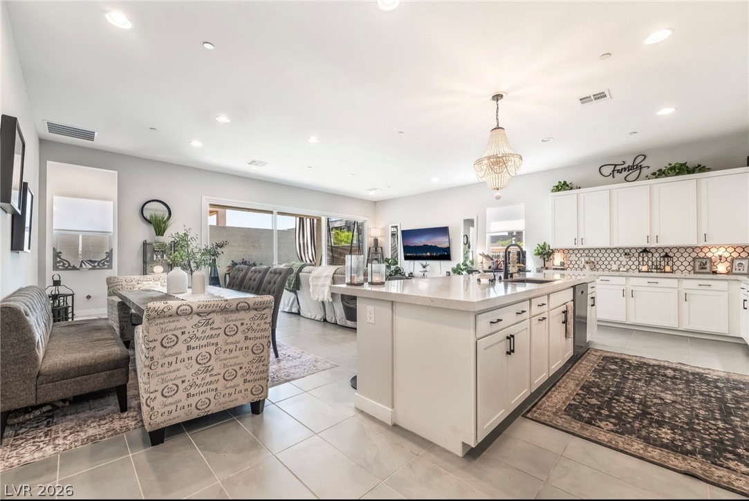 808 Klamath Springs Street Henderson NV 89011