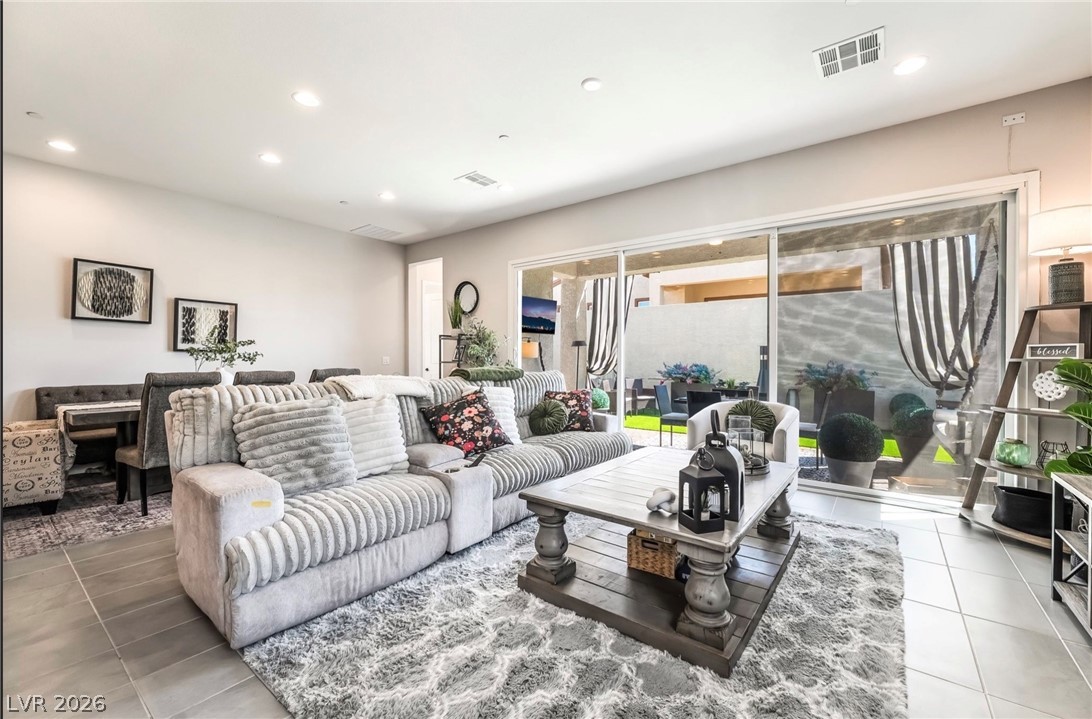 808 Klamath Springs Street Henderson NV 89011