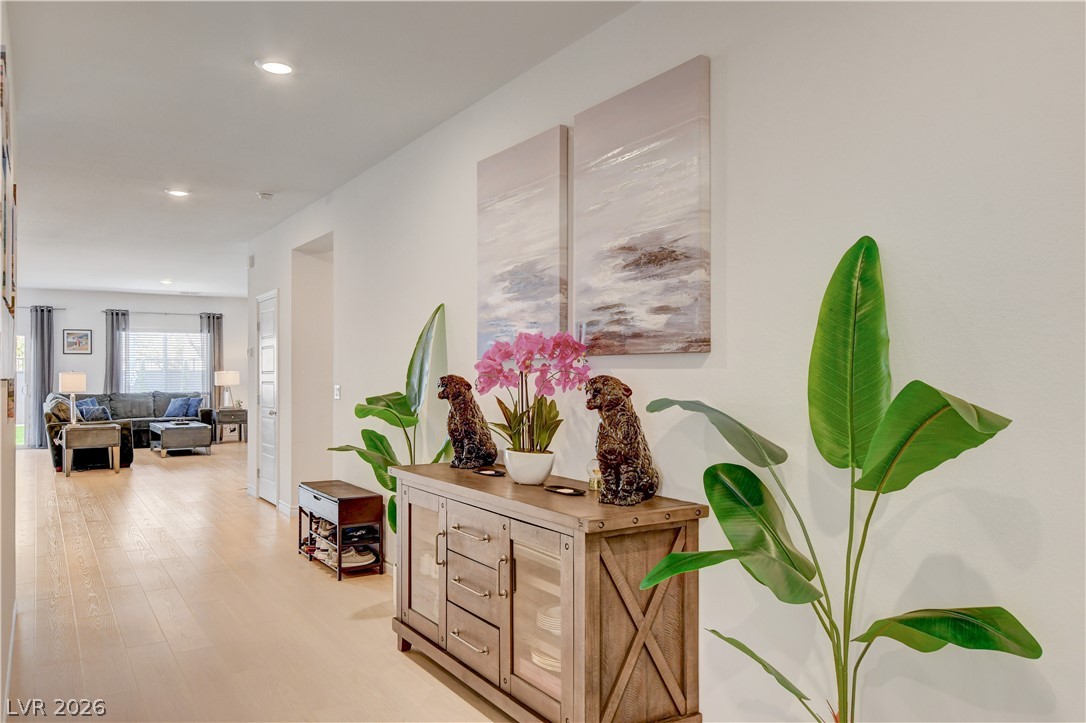 2772 Song Point Avenue Las Vegas NV 89121