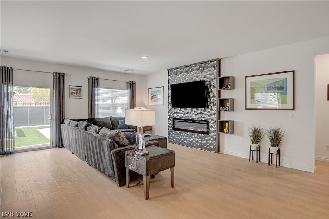 2772 Song Point Avenue Las Vegas NV 89121