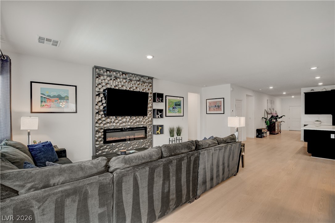 2772 Song Point Avenue Las Vegas NV 89121