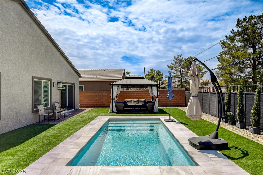 2772 Song Point Avenue Las Vegas NV 89121