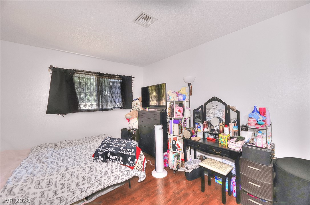 6146 Cedarwood Avenue Las Vegas NV 89103