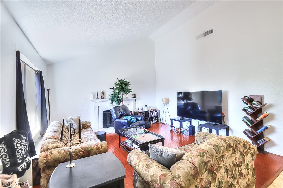 6146 Cedarwood Avenue Las Vegas NV 89103