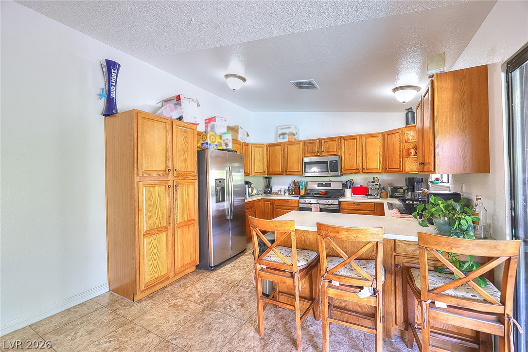 6146 Cedarwood Avenue Las Vegas NV 89103