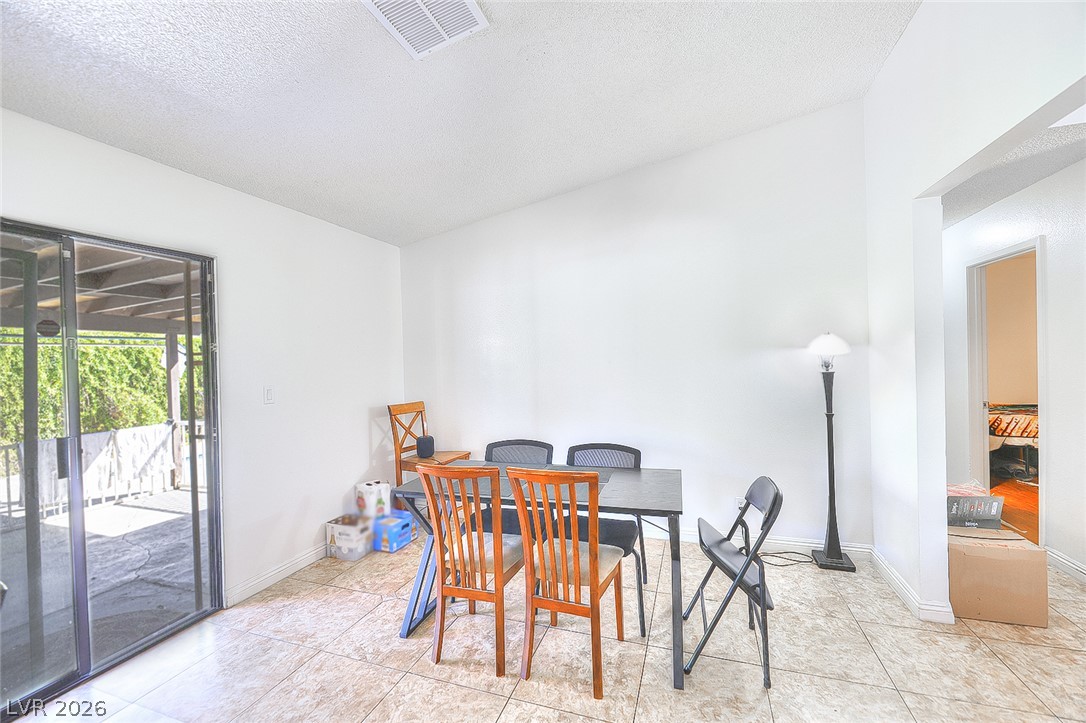 6146 Cedarwood Avenue Las Vegas NV 89103
