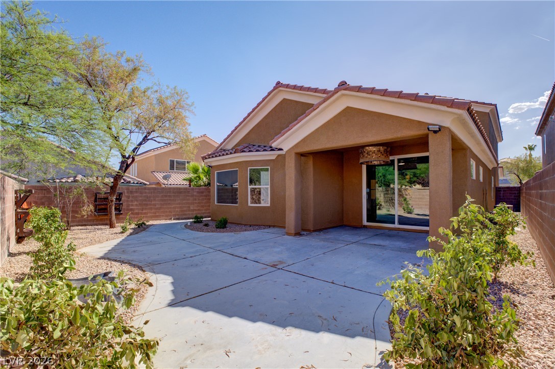 6504 Birdhouse Street North Las Vegas NV 89084