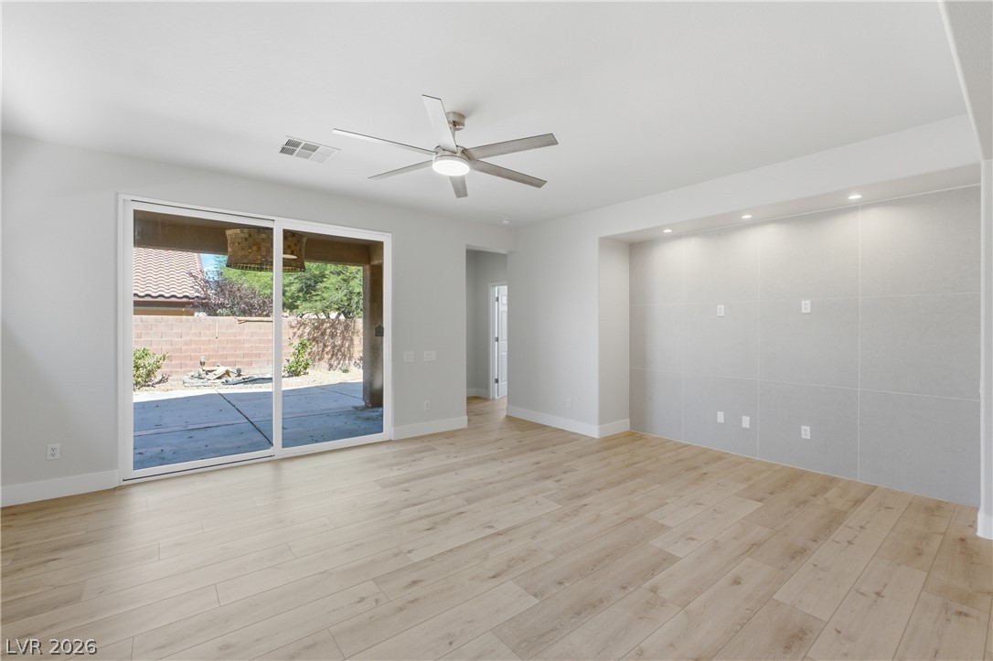 6504 Birdhouse Street North Las Vegas NV 89084