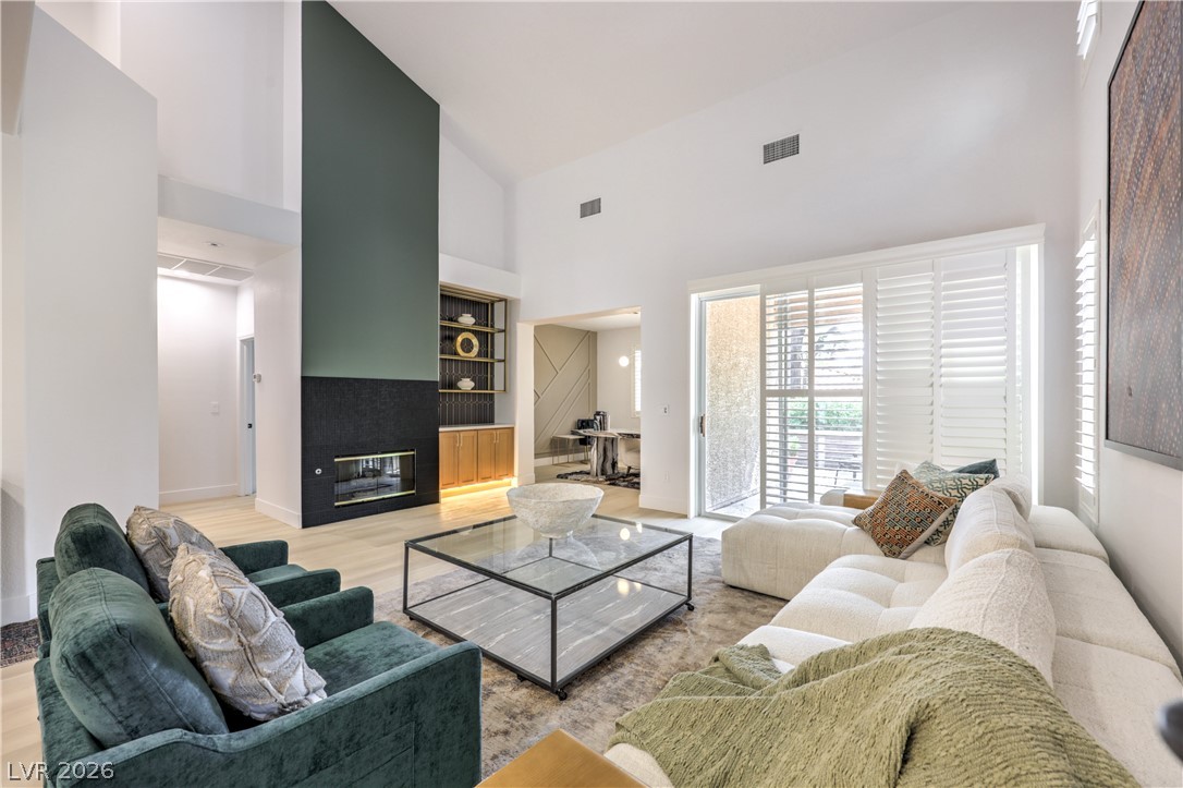 1912 Summer Pine Court 103 Las Vegas NV 89134
