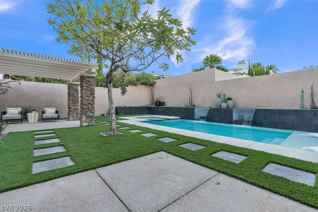11468 Snow Creek Avenue Las Vegas NV 89135