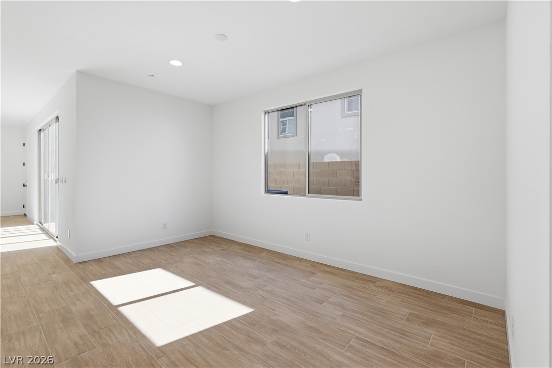 12143 Red Iris Avenue Las Vegas NV 89138