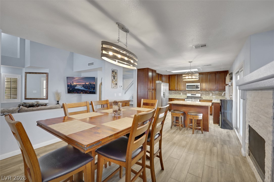 6356 Peach Orchard Road Las Vegas NV 89142
