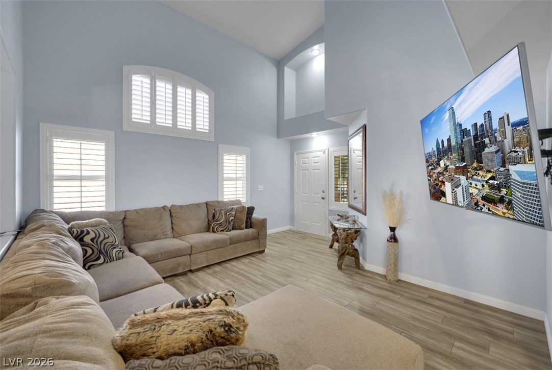 6356 Peach Orchard Road Las Vegas NV 89142