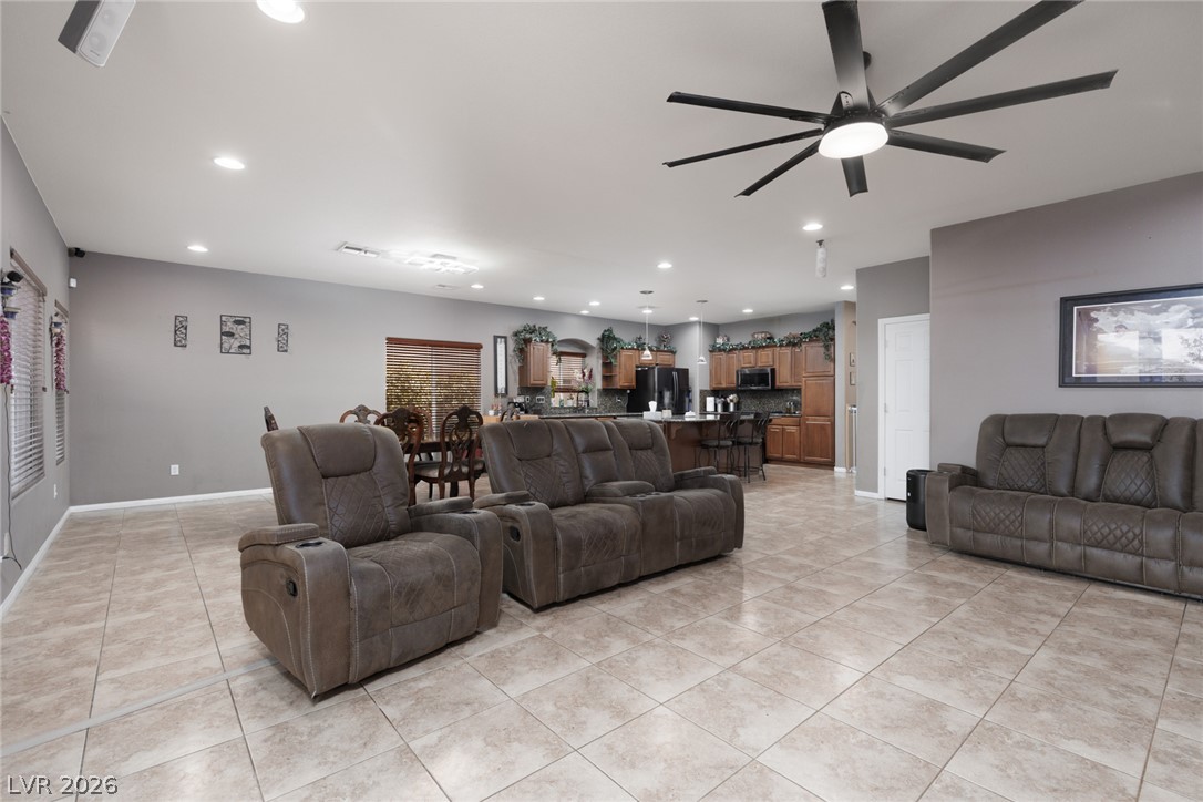 7633 Molfetta Street Las Vegas NV 89149