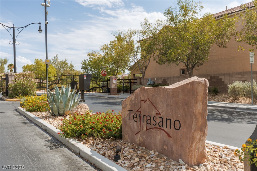 7633 Molfetta Street Las Vegas NV 89149