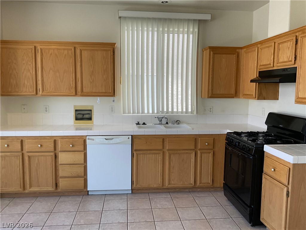 8812 Happy Pines Avenue Las Vegas NV 89143