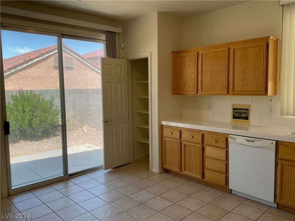 8812 Happy Pines Avenue Las Vegas NV 89143