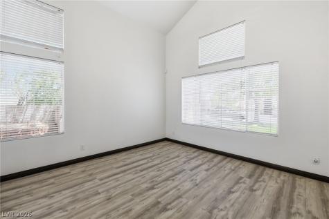 2421 Bloomington Drive Las Vegas NV 89134