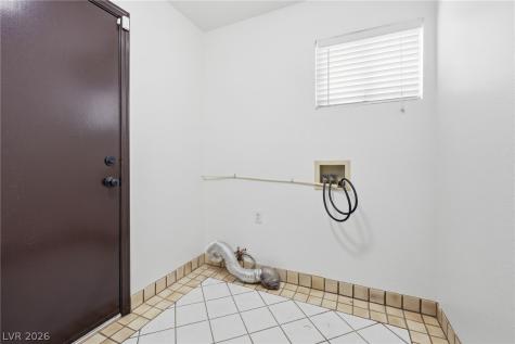 2421 Bloomington Drive Las Vegas NV 89134