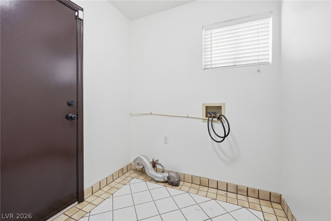 2421 Bloomington Drive Las Vegas NV 89134