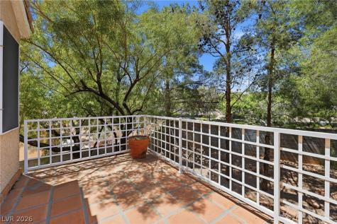 2421 Bloomington Drive Las Vegas NV 89134