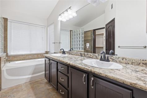 2421 Bloomington Drive Las Vegas NV 89134