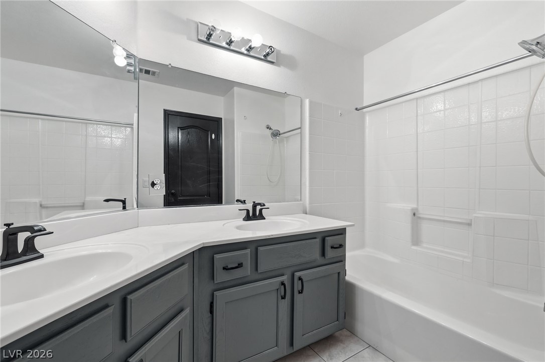 2421 Bloomington Drive Las Vegas NV 89134