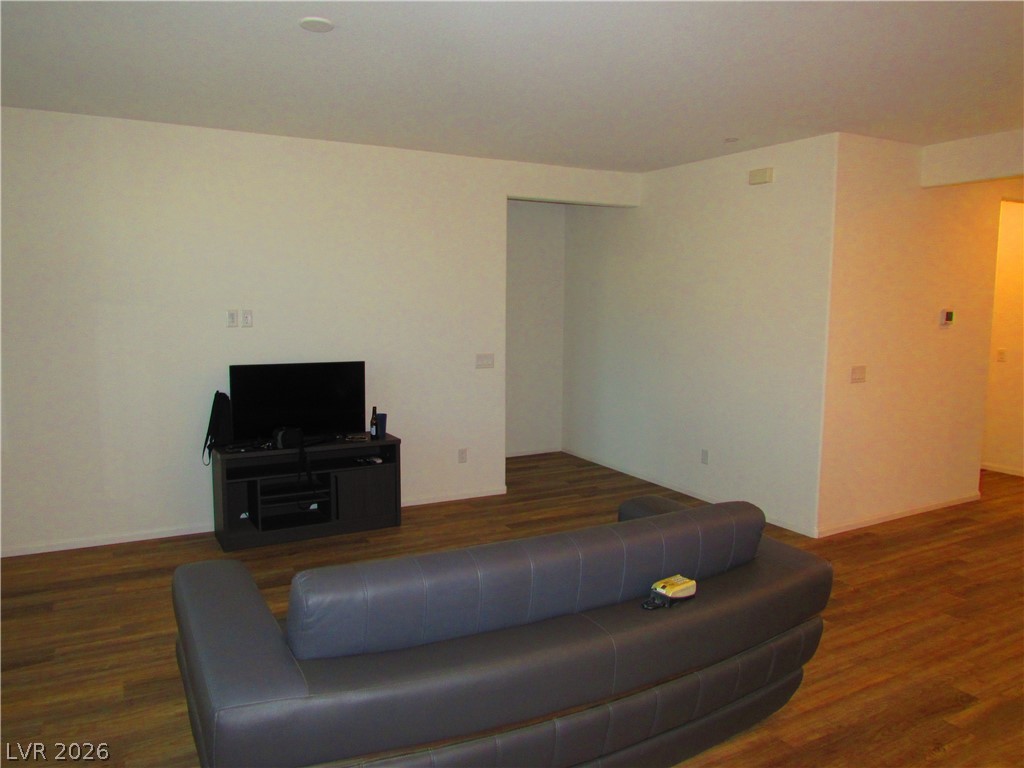 4709 Woodland Avenue Las Vegas NV 89121