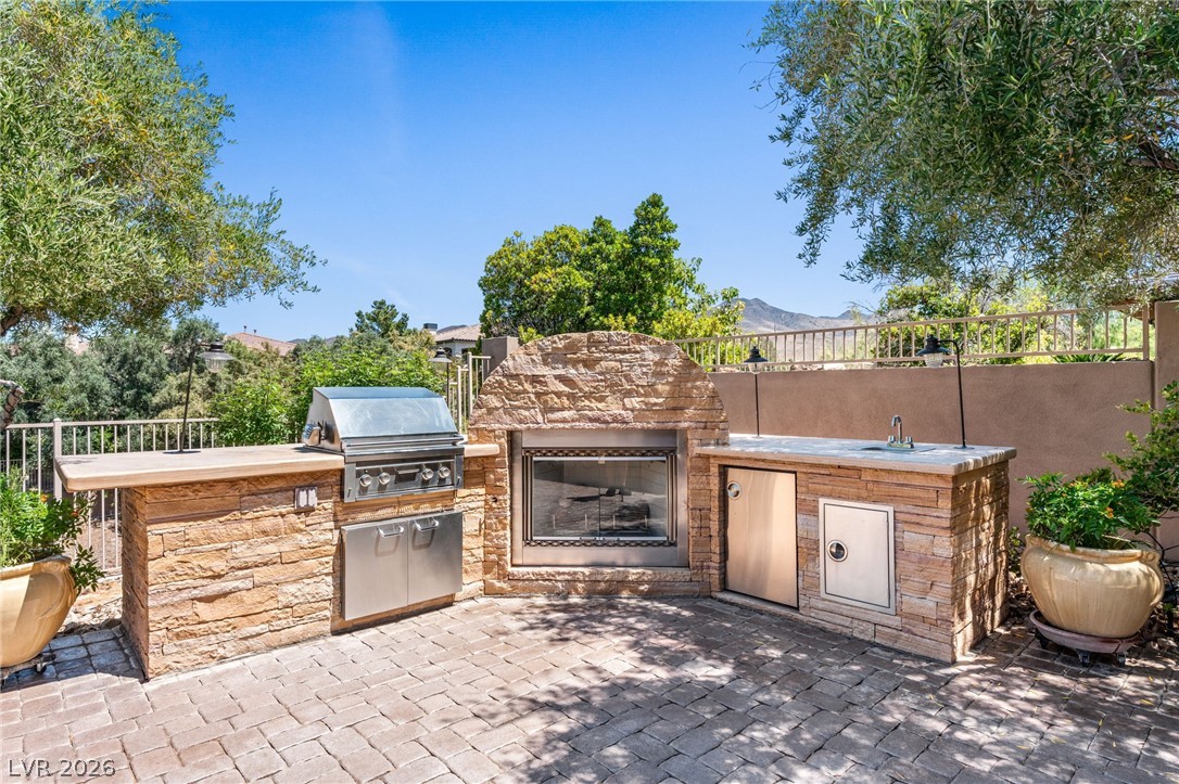 8 Greely Club Trail Henderson NV 89052
