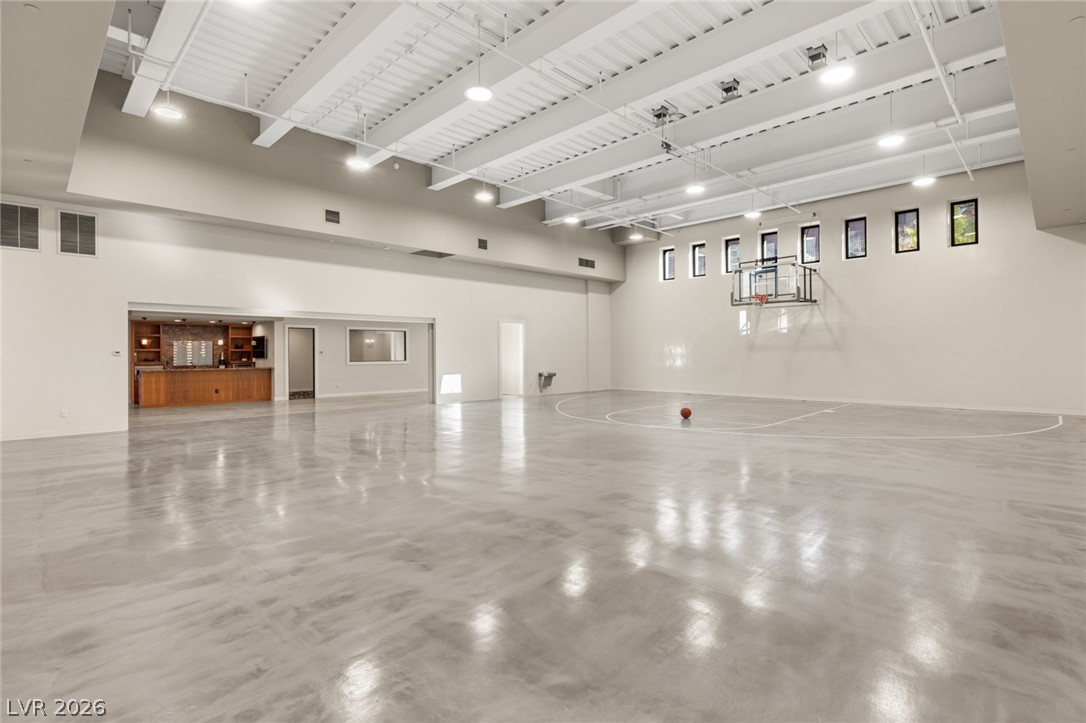 9 Echo Peak Lane Las Vegas NV 89135