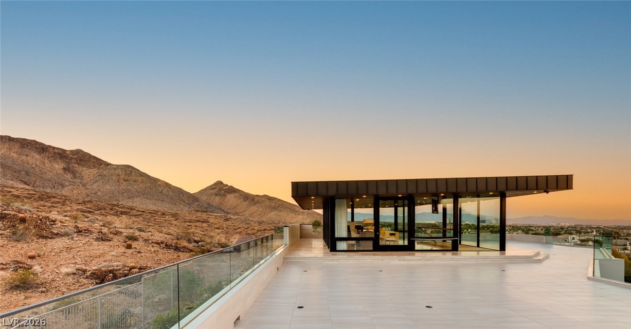 9 Echo Peak Lane Las Vegas NV 89135