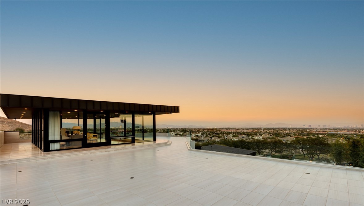 9 Echo Peak Lane Las Vegas NV 89135