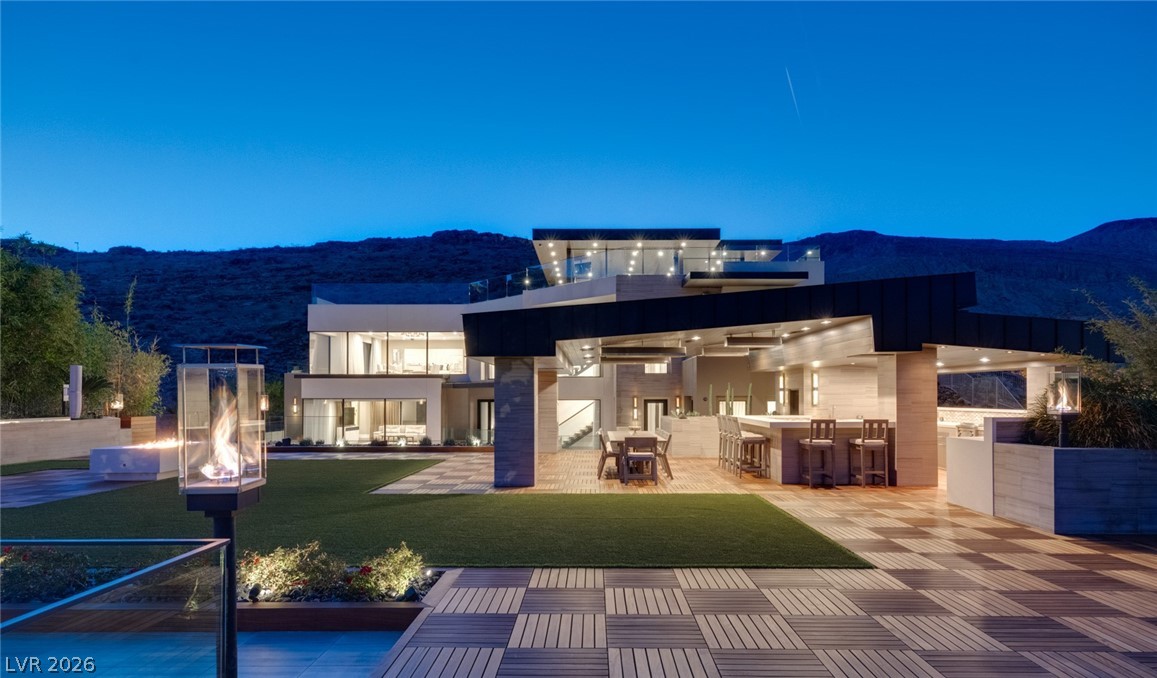 9 Echo Peak Lane Las Vegas NV 89135