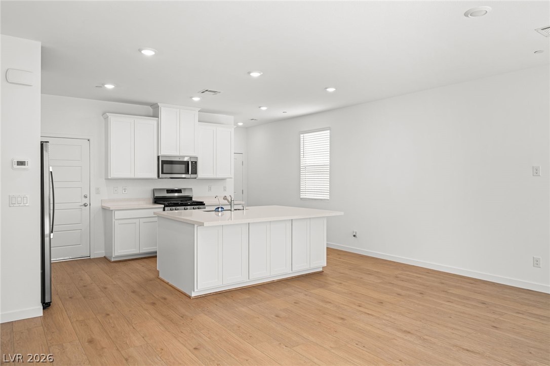 9761 Sunsent Canyon Avenue Las Vegas NV 89178