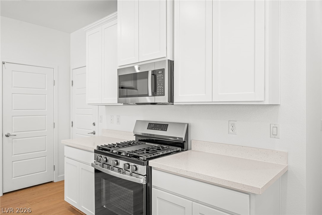 9761 Sunsent Canyon Avenue Las Vegas NV 89178
