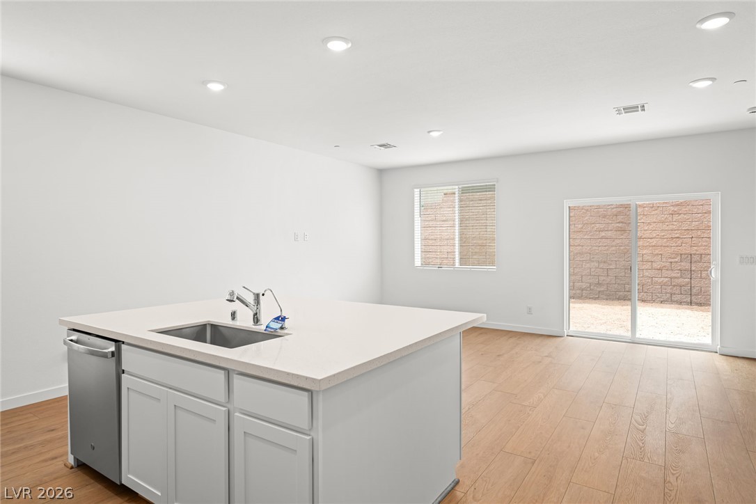 9761 Sunsent Canyon Avenue Las Vegas NV 89178