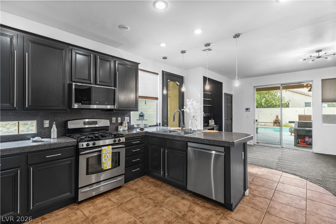 688 Canfield Point Avenue Las Vegas NV 89183