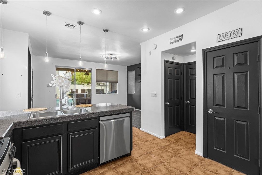 688 Canfield Point Avenue Las Vegas NV 89183