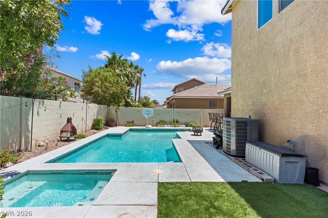 688 Canfield Point Avenue Las Vegas NV 89183