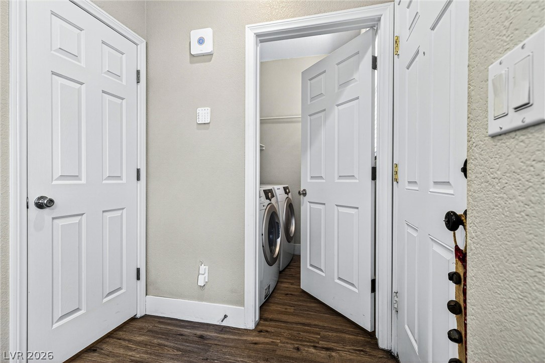 8796 Salvestrin Point Avenue Las Vegas NV 89148