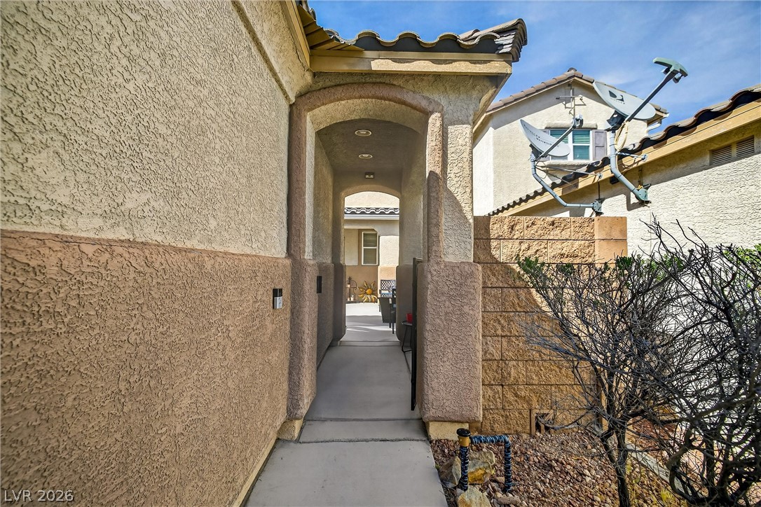 8796 Salvestrin Point Avenue Las Vegas NV 89148