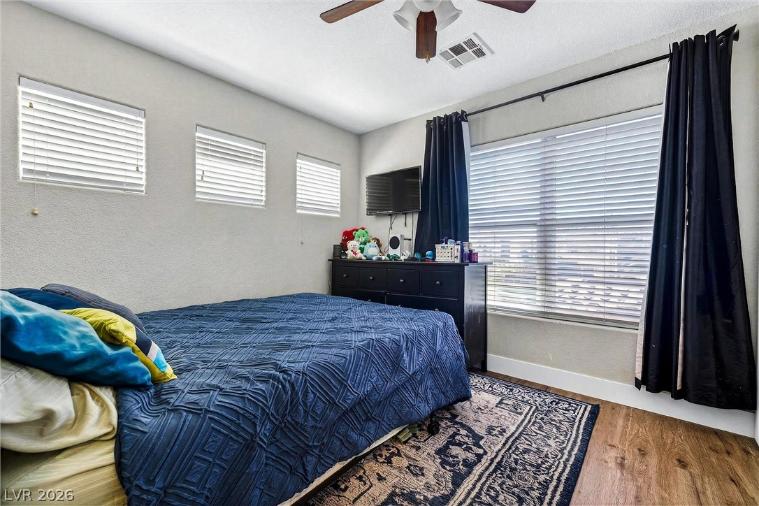 8796 Salvestrin Point Avenue Las Vegas NV 89148
